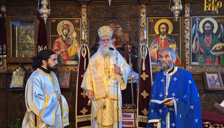 Μητροπολίτης-Άρτης:-«Η-φλόγα-της-πίστεως-φωτίζει-τον-δρόμο-μας»