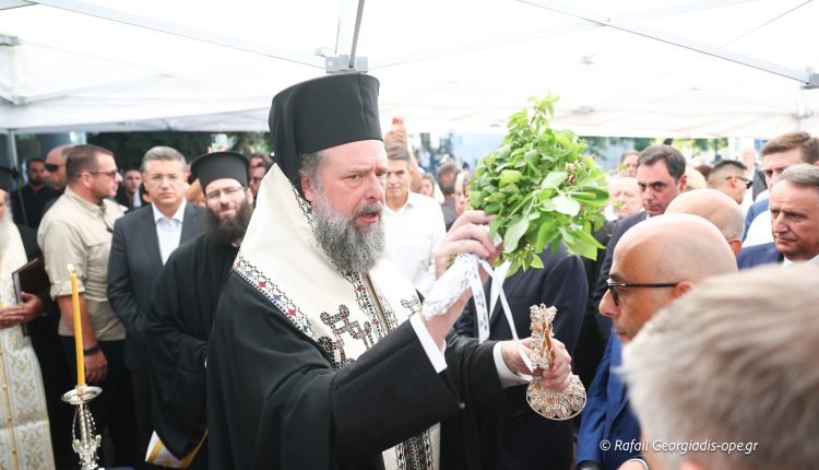 Ο-Μητροπολίτης-Θεσσαλονίκης-Φιλόθεος-τέλεσε-τον-αγιασμό-για-την-90ή-ΔΕΘ