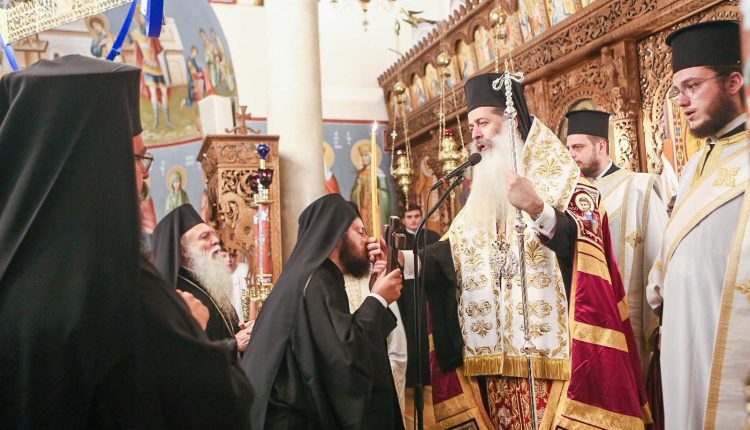 Κουρά-ενός-ακόμη-μοναχού-από-τον-Μητροπολίτη-Φθιώτιδος
