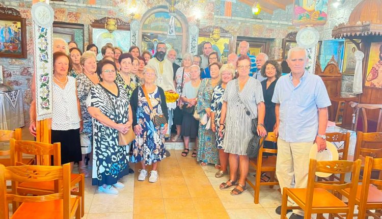 Πιστοί-εκπλήρωσαν-το-ετήσιο-τάμα-τους-στην-Παναγία-Μηχανιώτισσα-στα-Λουτρά-Αιδηψού