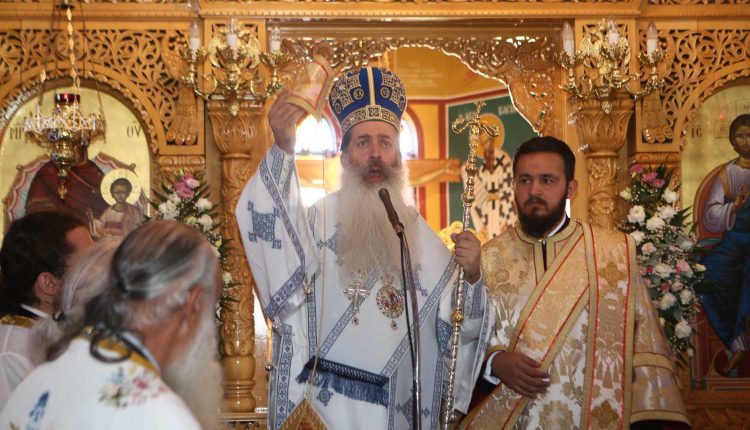 Χειροτονία-νέου-Διακόνου-στα-Πετρίλια-Φθιώτιδος