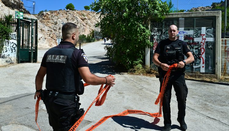 Κυψέλη:-Νέα-πλάνα-από-το-σημείο-όπου-εντοπίστηκαν-ανθρώπινα-οστά-–-Το-παιχνίδι-με-την-μπάλα-που-αποκάλυψε-τη-φρίκη