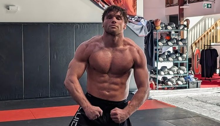 Μαχητής-mma-λέει-ότι-του-προσφέρουν-500.000-δολάρια-για-να-παλέψει-με-χιμπαντζή