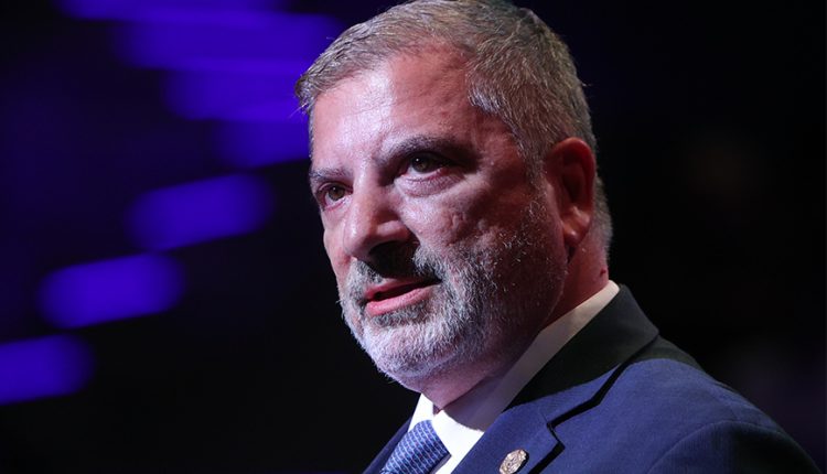 Παρέμβάση-Πατούλη-για-το-θάνατο-του-Γιώργου-Μαζωνάκη:-Έκτακτος-έλεγχος-στην-κλινική-στο-Κολωνάκι