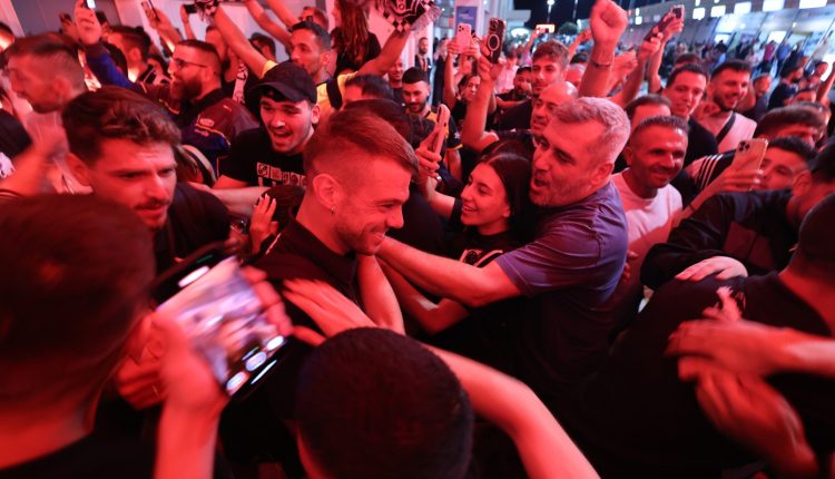 Έγινε-η-νύχτα-μέρα-στο-«Νίκος-Καζαντζάκης»-–-Υποδοχή-ηρώων-στην-αποστολή-του-ΟΦΗ-μετά-το-ιστορικό-«διπλό»-στο-Φάληρο