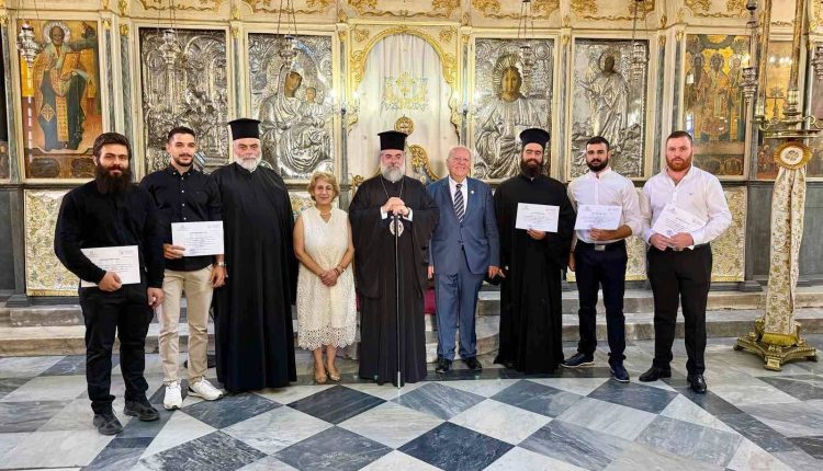 Η-πρώτη-απονομή-πτυχίων-της-Σχολής-Μαθητείας-Υποψηφίων-Κληρικών-στα-Χανιά