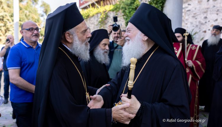 Η-υποδοχή-του-Μητροπολίτη-Θεσσαλιώτιδος-Τιμοθέου-στην-ΙΜΜ.-Βατοπαιδίου-(ΒΙΝΤΕΟ)