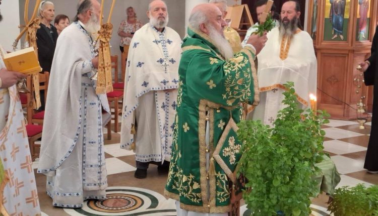 Η-Ύψωση-του-Τιμίου-Σταυρού-στο-Αργυρόκαστρο