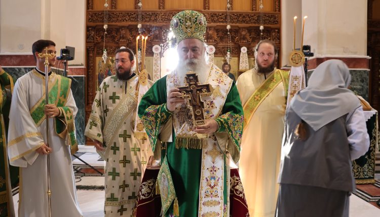 Η-εορτή-της-Παγκοσμίου-Υψώσεως-του-Τιμίου-Σταυρού-στο-ομώνυμο-Ησυχαστήριο-στον-Μαψό-Κορινθίας