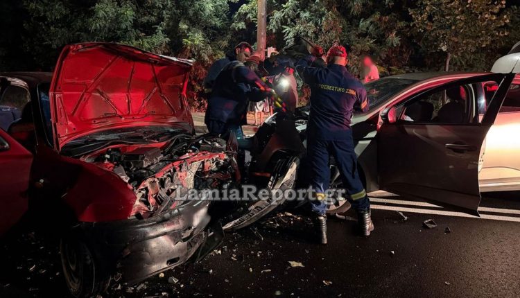 Λαμία:-Σφοδρή-μετωπική-σύγκρουση-δύο-ΙΧ-–-Δύο-τραυματίες,-στο-ένα-όχημα-οικογένεια-με-μικρό-παιδί