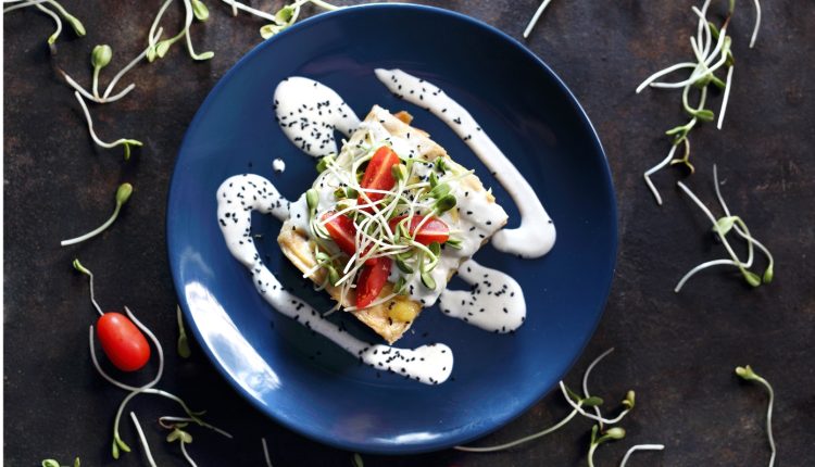 cottage-cheese-ή-tofu;-Ποιο-κερδίζει-τελικά-τη-μάχη-της-πρωτεΐνης;