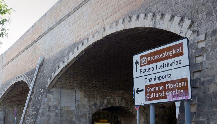 Νέα-τροπή-στην-αυτοκτονία-του-56χρονου-στο-Ηράκλειο:-Τι-προηγήθηκε-της-πτώσης-από-τα-Ενετικά-Τείχη-–-Η-δραματική-προειδοποίηση