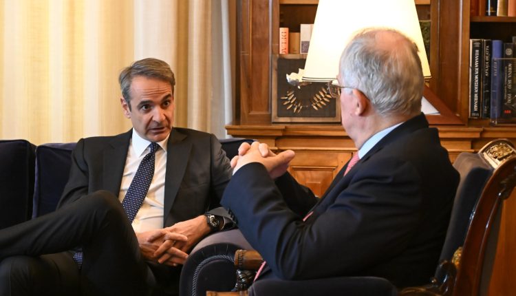 Συνάντηση-Μητσοτάκη-Τασούλα:-Διπλή-παρέμβαση-στο-πετρέλαιο-θέρμανσης