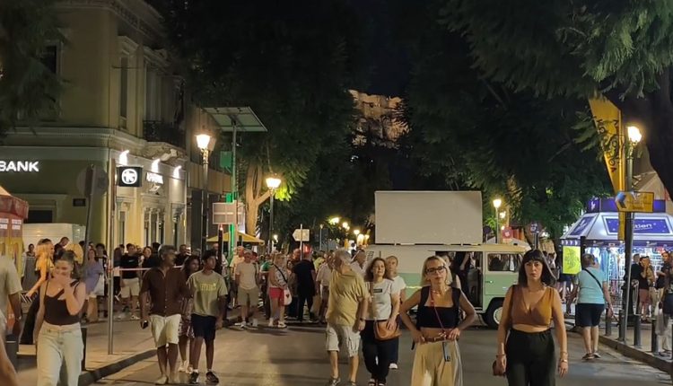 Η-οδός-Αθηνάς-Χωρίς-Αυτοκίνητο-για-24-ώρες-στο-πλαίσιο-της-Ευρωπαϊκής-Εβδομάδας-Κινητικότητας