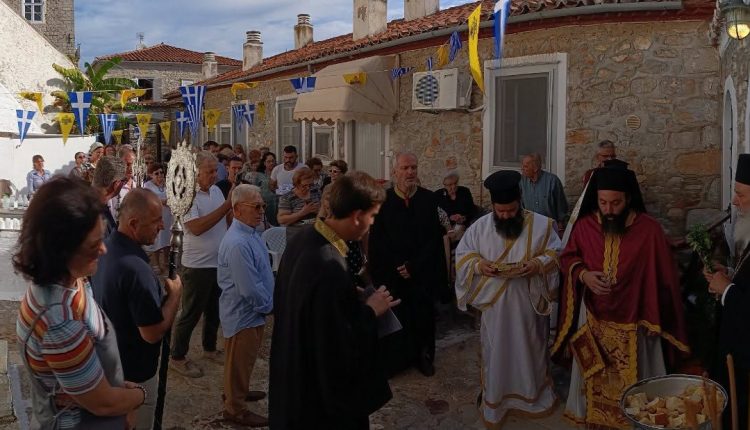 Η-πανήγυρις-του-Αγίου-Ευσταθίου-στην-Ύδρα