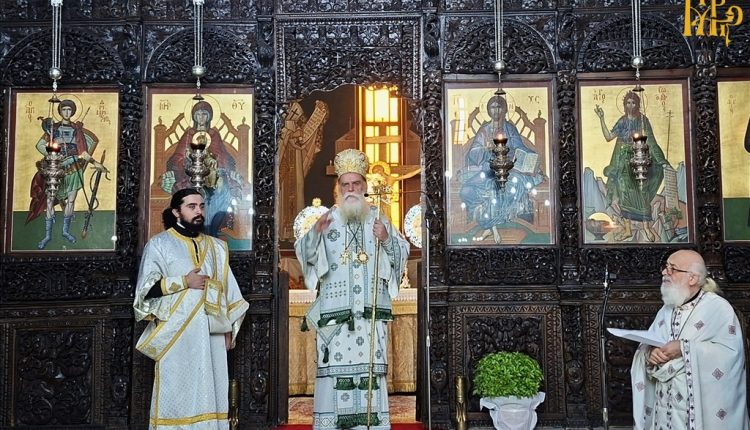 Άρτης-Καλλίνικος:-«Ο-Σταυρός-γίνεται-δρόμος,-η-μετάνοια-γίνεται-ζωή»