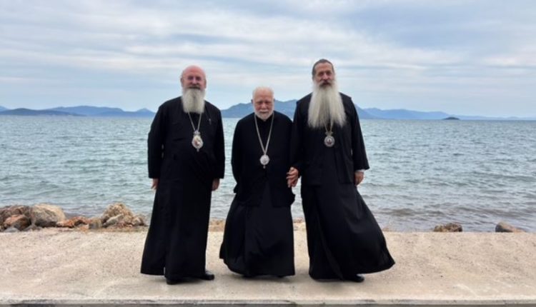 Ο-Εσθονίας-Στέφανος-στο-Καινούργιο-Λοκρίδος