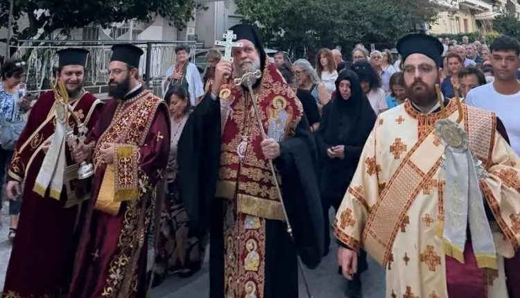 Λιτανεία-Ιεράς-Εικόνας-Αγίου-Ευσταθίου-στη-Νέα-Ιωνία