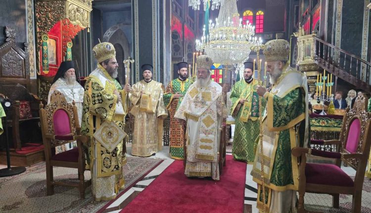 Κορυφώθηκαν-οι-εορταστικές-εκδηλώσεις-για-τη-Σύναξη-των-οκτώ-Τοπικών-Αγίων-στην-Καρδίτσα