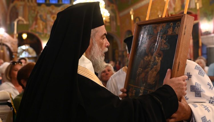 Ο-Εσπερινός-της-Παναγίας-της-Μυρτιδιωτίσσης-στην-Πύλο