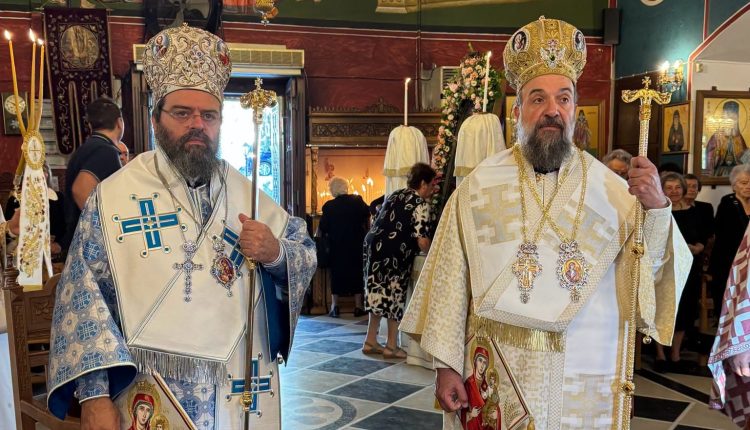 Η-πανήγυρη-της-Παναγίας-Μυρτιδιώτισσας-στο-Καμάρι-Θήρας