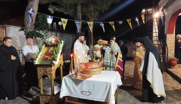 Η-Παναγία-Μυρτιδιώτισσα-τιμήθηκε-στο-Αχίλλειο-Φαρσάλων