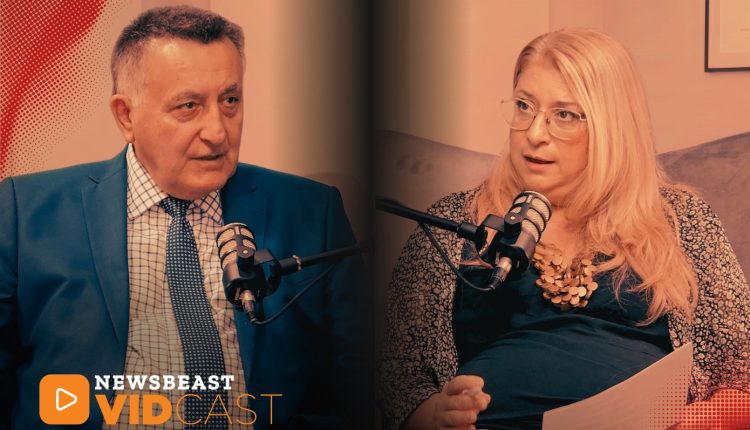 Ψευτογιατροί-και-«θεραπείες-–-θαύματα»:-Τι-πρέπει-να-προσέχετε-σύμφωνα-με-τον-καθηγητή-Παναγιώτη-Χαλβατσιώτη