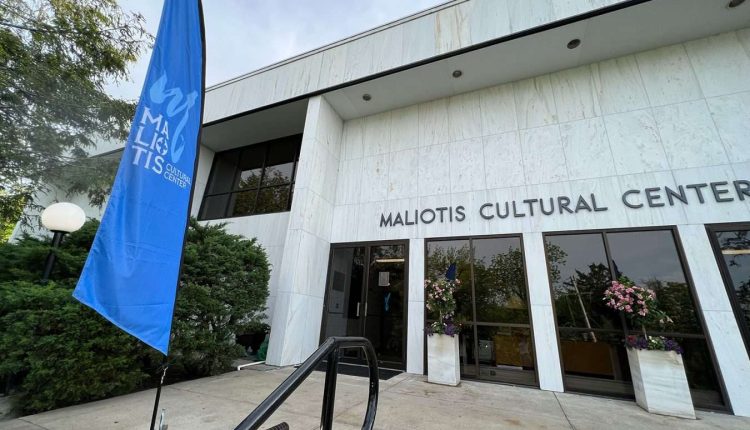 Το-Μαλιώτειο-Πολιτιστικό-Κέντρο-υπέγραψε-μνημόνιο-συνεργασίας-με-το-Κέντρο-Ελληνικών-Σπουδών-του-Πανεπιστημίου-harvard