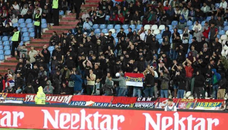 «Ελλάς-–-Σερβία-–-Ορθοδοξία»:-Το-κοινό-σύνθημα-Ελλήνων-και-Σέρβων-φιλάθλων-στο-Βελιγράδι