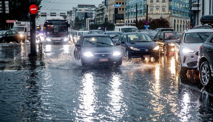 Νέα-επιδείνωση-του-καιρού-προ-των-πυλών:-136-χιλιοστά-βροχής-δείχνουν-οι-χάρτες,-σε-ποιες-περιοχές-θα-«ανοίξουν-οι-ουρανοί»