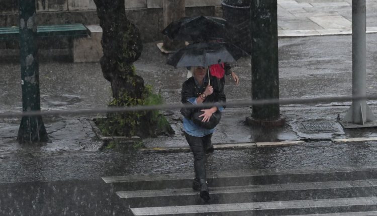 Έκτακτο-δελτίο-επικίνδυνων-καιρικών-φαινομένων,-κόκκινη-προειδοποίηση-από-την-ΕΜΥ-–-Δείτε-χάρτες