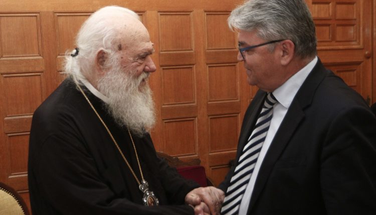 Συνάντηση-Αρχιεπισκόπου-Αθηνών-Ιερώνυμου-με-τον-Δημήτρη-Νατσιό