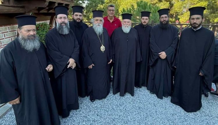 Ευλαβικό-Προσκύνημα-της-Μητροπόλεως-Ηλείας-στον-Τάφο-του-Αγίου-Παϊσίου-στην-Σουρωτή