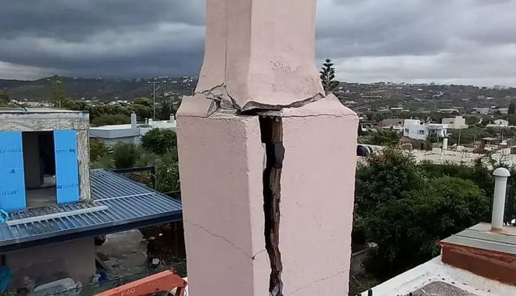 Κεραυνός-χτύπησε-σπίτι-στον-Καρτερό-Κρήτης-και-έσκισε-την-καμινάδα-–-«Νομίζαμε-ότι-έπεσε-βόμβα»