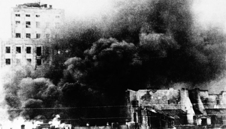 Η-Εξέγερση-της-Βαρσοβίας:-63-ημέρες-μάχης-και-η-βοήθεια-που-δεν-ήρθε-ποτέ-|-Σαν-σήμερα-2-Οκτωβρίου
