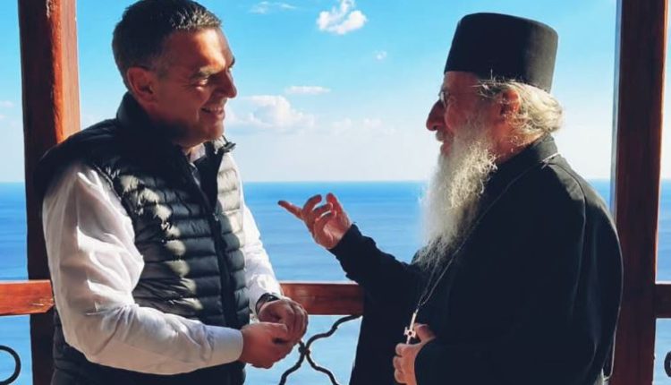 Ο-Αλέξης-Τσίπρας-στη-Σιμωνόπετρα-(ΦΩΤΟ)