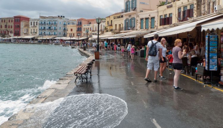 Χανιά:-Πλήρως-ελεγχόμενη-η-κατάσταση-των-οχτώ-εγκλωβισμένων-υπαλλήλων-στη-Σαμαριά