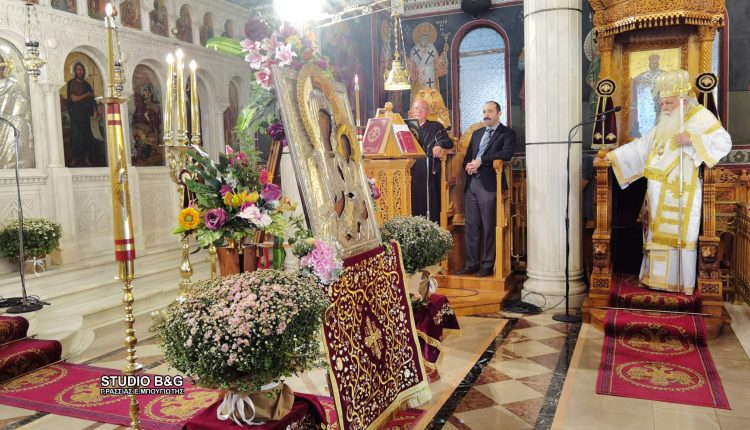 Ενώπιον-της-Παναγίας-των-Ελαίων-η-Αρχιερατική-Θεία-Λειτουργία-στην-Ευαγγελίστρια-Ναυπλίου