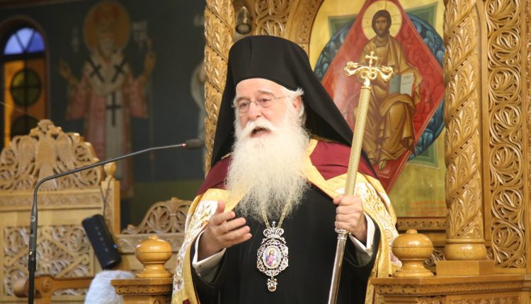 Στα-ονομαστήρια-του-Μητροπολίτου-Ναυπάκτου-ο-Δημητριάδος-Ιγνάτιος