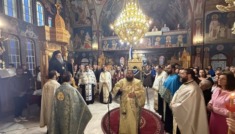 Στον-Αμπελώνα-για-την-Παναγία-Γοργοϋπήκοο-ο-Λαρίσης-Ιερώνυμος