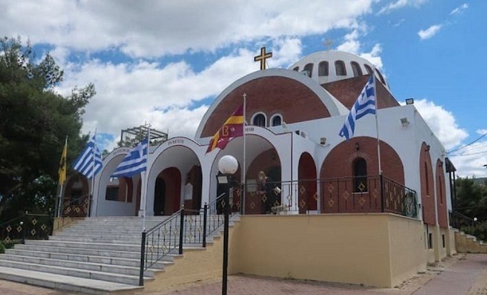 Η-δεξιά-χείρα-του-Αγίου-Σπυρίδωνος-στη-Νέα-Ερυθραία