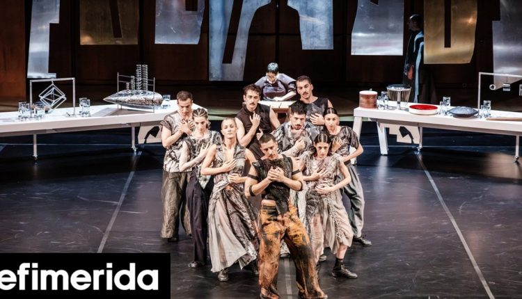 Είδαμε-το-«Τόσαις-φοραίς-τόσο-κοντά-να-είμαι»-στη-Λυρική:-Ο-Καβάφης-γίνεται-σώμα,-αμανές-και-χορός