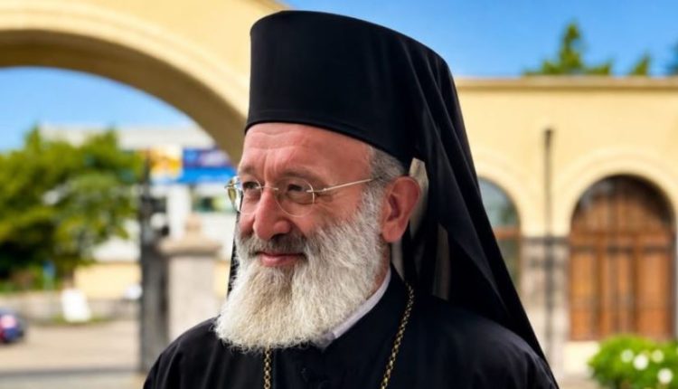 Ο-Επίσκοπος-Μαργβέτι-και-Ουμπίσα-Μελχισεδέκ-διδάκτωρ-Θεολογίας-του-Πανεπιστημίου-Αθηνών