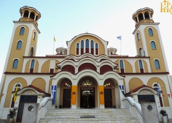 Η-Άρτα-πανηγυρίζει-την-μετακομιδή-του-ιερού-λειψάνου-του-Αγίου-Μαξίμου-του-Γραικού