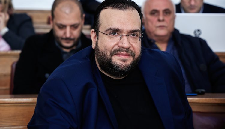 Οι-σοβαρές-καταγγελίες-για-τον-Φίλιππο-Καμπούρη-–-Οι-αποκαλυπτικοί-διάλογοι,-οι-29-εταιρείες-και-ο-ρόλος-του-«αχυράνθρωπου»