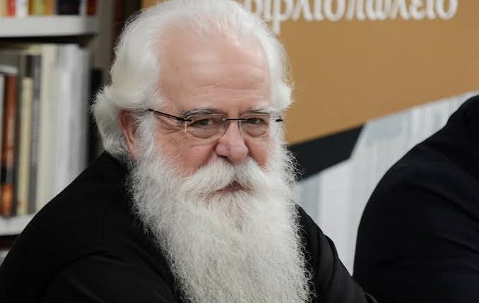 Δημητριάδος-Ιγνάτιος:-«Η-μηχανή-δεν-θα-μας-αγαπήσει-ποτέ»
