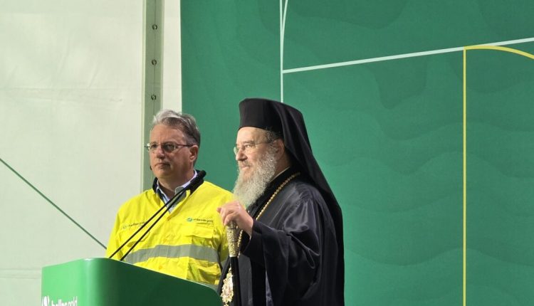 Αγιασμός-στις-Σκουριές-από-τον-Μητροπολίτη-Ιερισσού