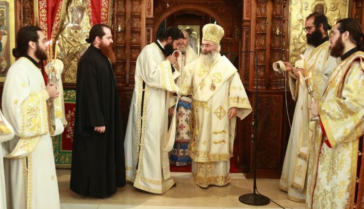 Χειροτονία-Διακόνου-Ιωάννη-Νικολαΐδη-στον-Μητροπολιτικό-ναό-Παναγίας-Παντανάσσης-Καθολικής