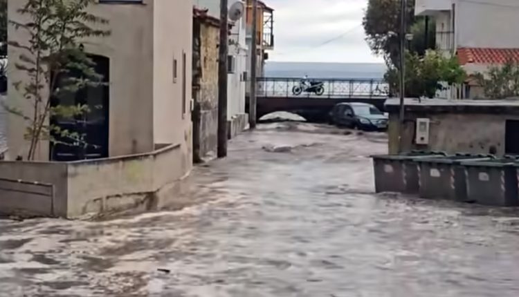 Συναγερμός-στη-Σκάλα-Ερεσού-από-την-απότομη-νεροποντή-–-Υπερχείλισε-ο-ποταμός-και-αυτοκίνητο-παρασύρθηκε-από-τα-νερά