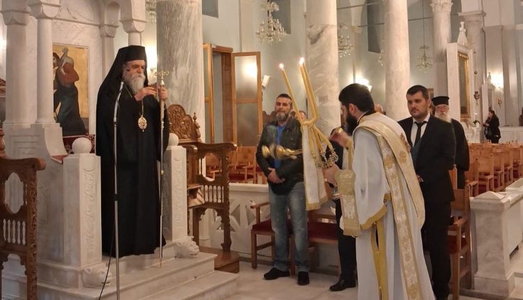 Με-πνευματική-λαμπρότητα-η-Χειροτονία-του-νέου-Διακόνου-στον-Πύργο